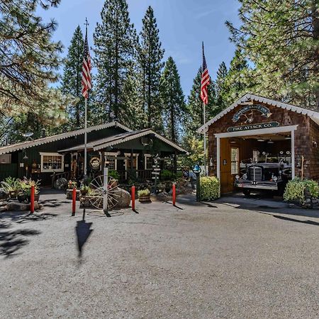 Narrow Gauge Inn Fish Camp Exterior photo
