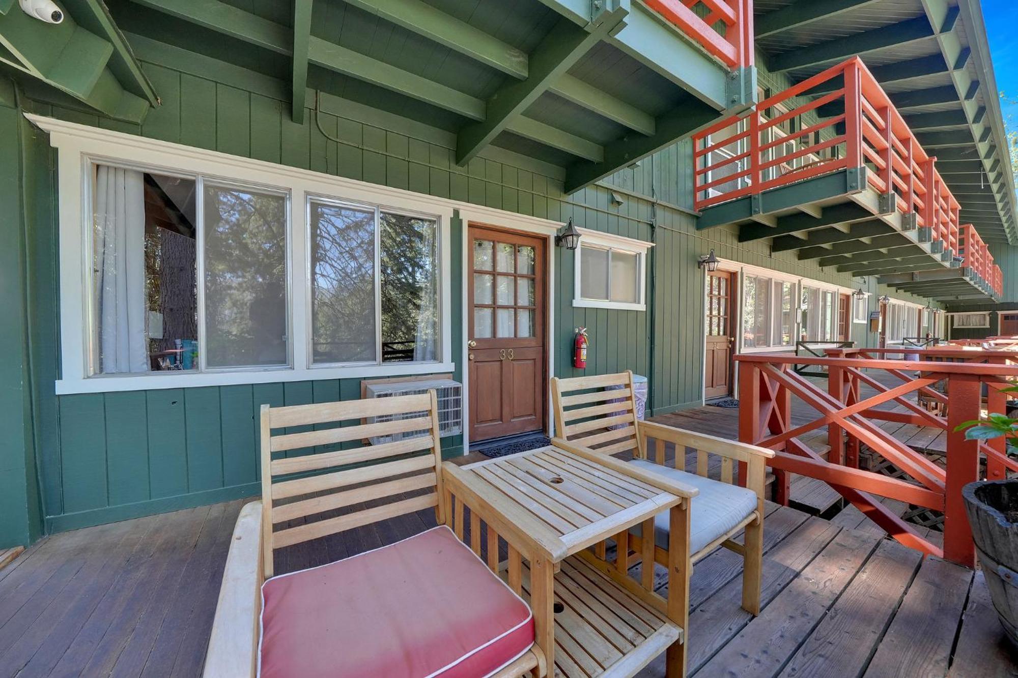 Narrow Gauge Inn Fish Camp Exterior photo