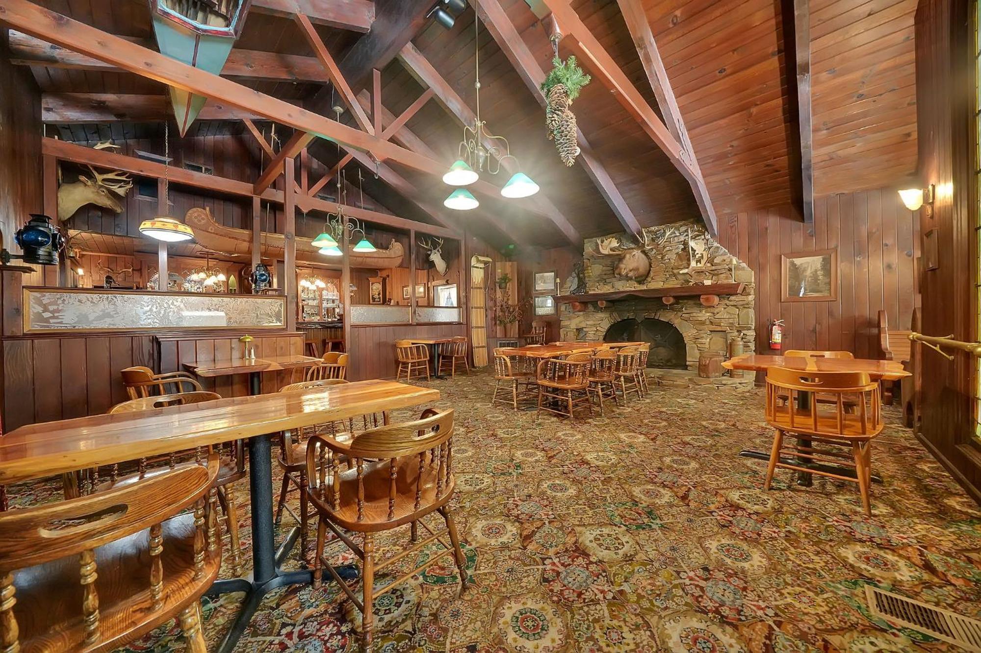 Narrow Gauge Inn Fish Camp Exterior photo