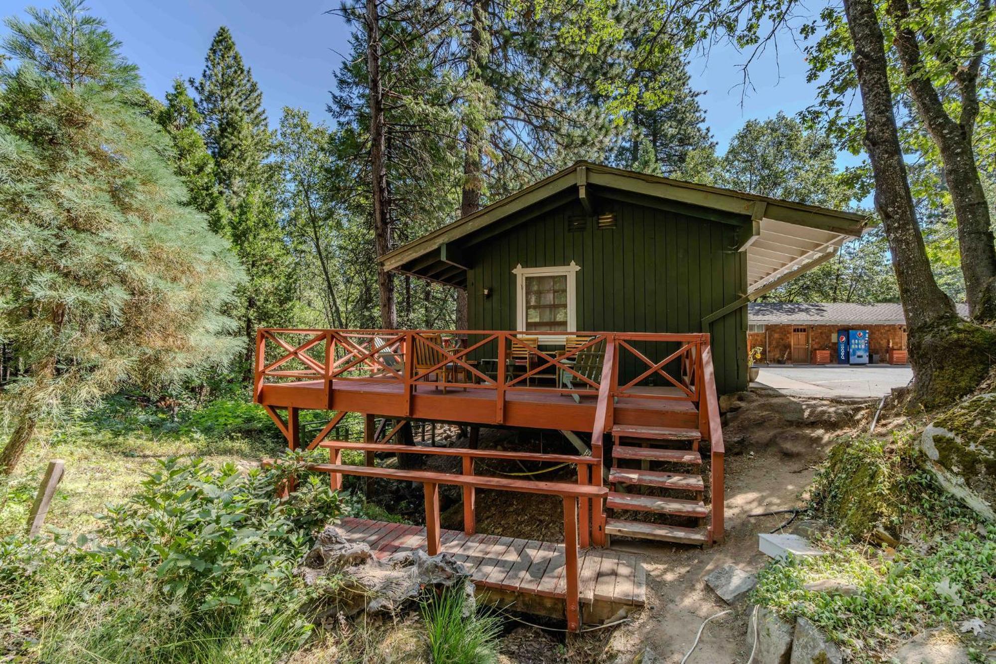 Narrow Gauge Inn Fish Camp Exterior photo