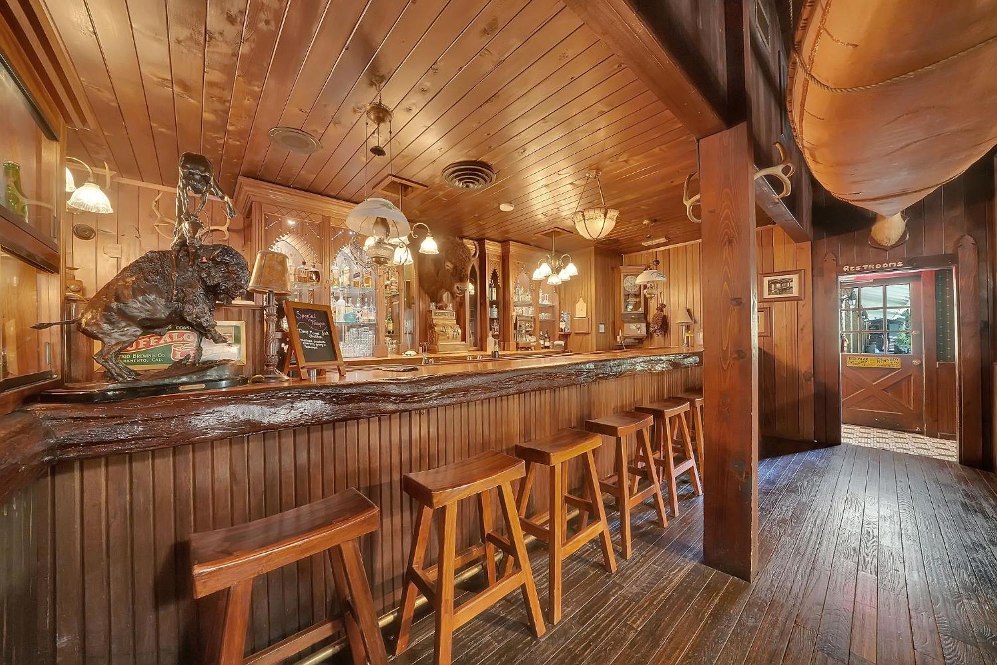 Narrow Gauge Inn Fish Camp Exterior photo